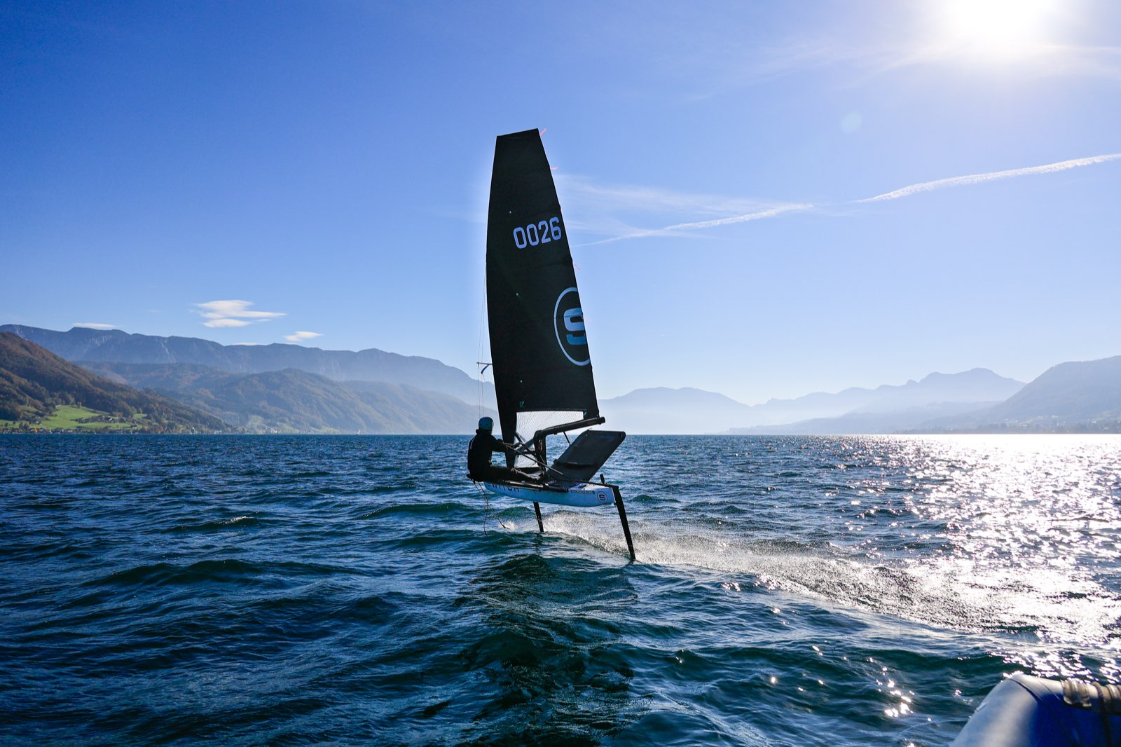 Foilende Switch am Attersee im Gegenlicht